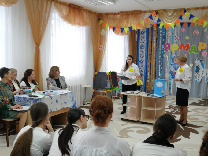Муниципальный конкурс "Раз словечко-два словечка" Муниципальный конкурс "Раз словечко-два словечка".